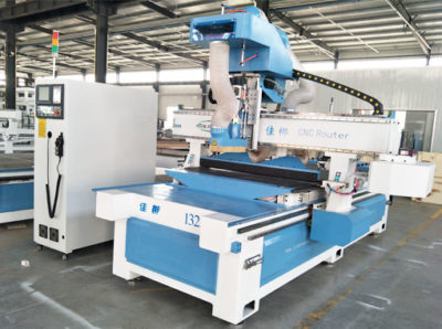 Graviermaschine für die Holzbearbeitung