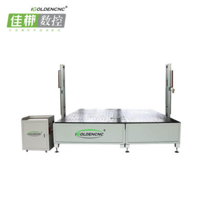 CNC-Schaumstoffschneidemaschine