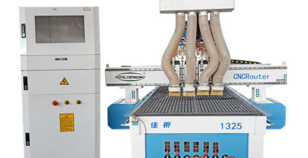 Vier-Prozesse-CNC-Router