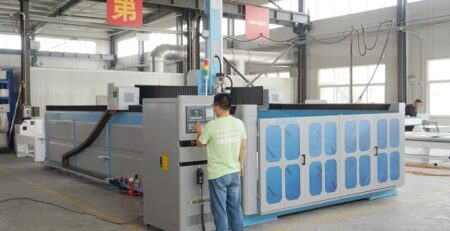 CNC-Schaumstoffschneider