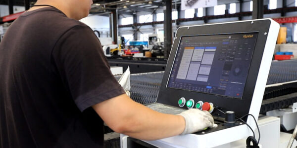 fiber laser cutting machine manufacturers