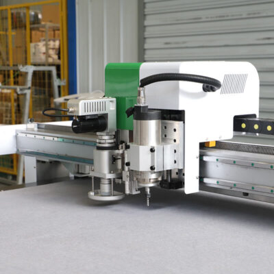 tangential oscillating cutting knife